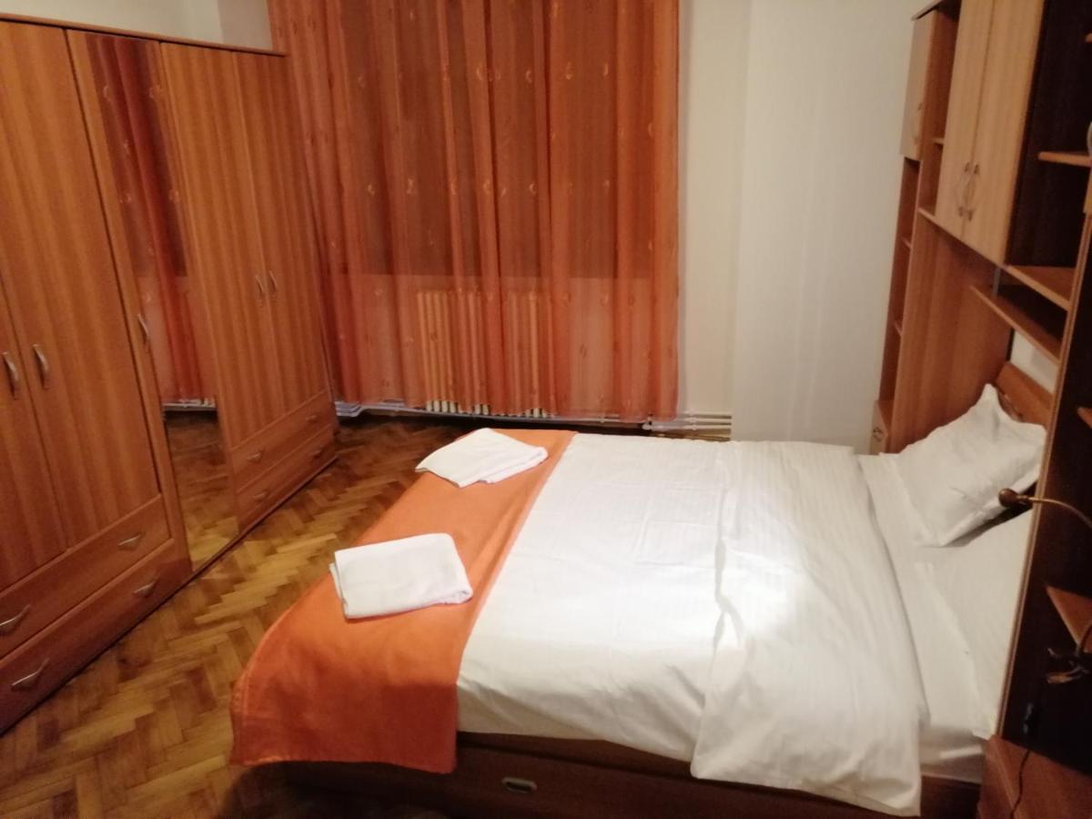 Apartament Athenee Palace ブカレスト エクステリア 写真